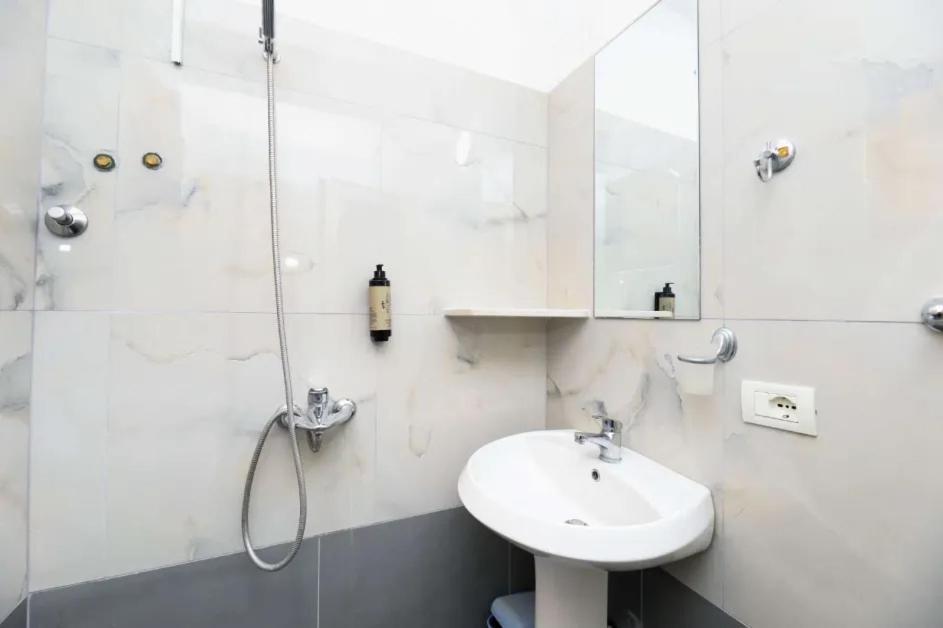 Vila Agolli Vlorë Exterior foto